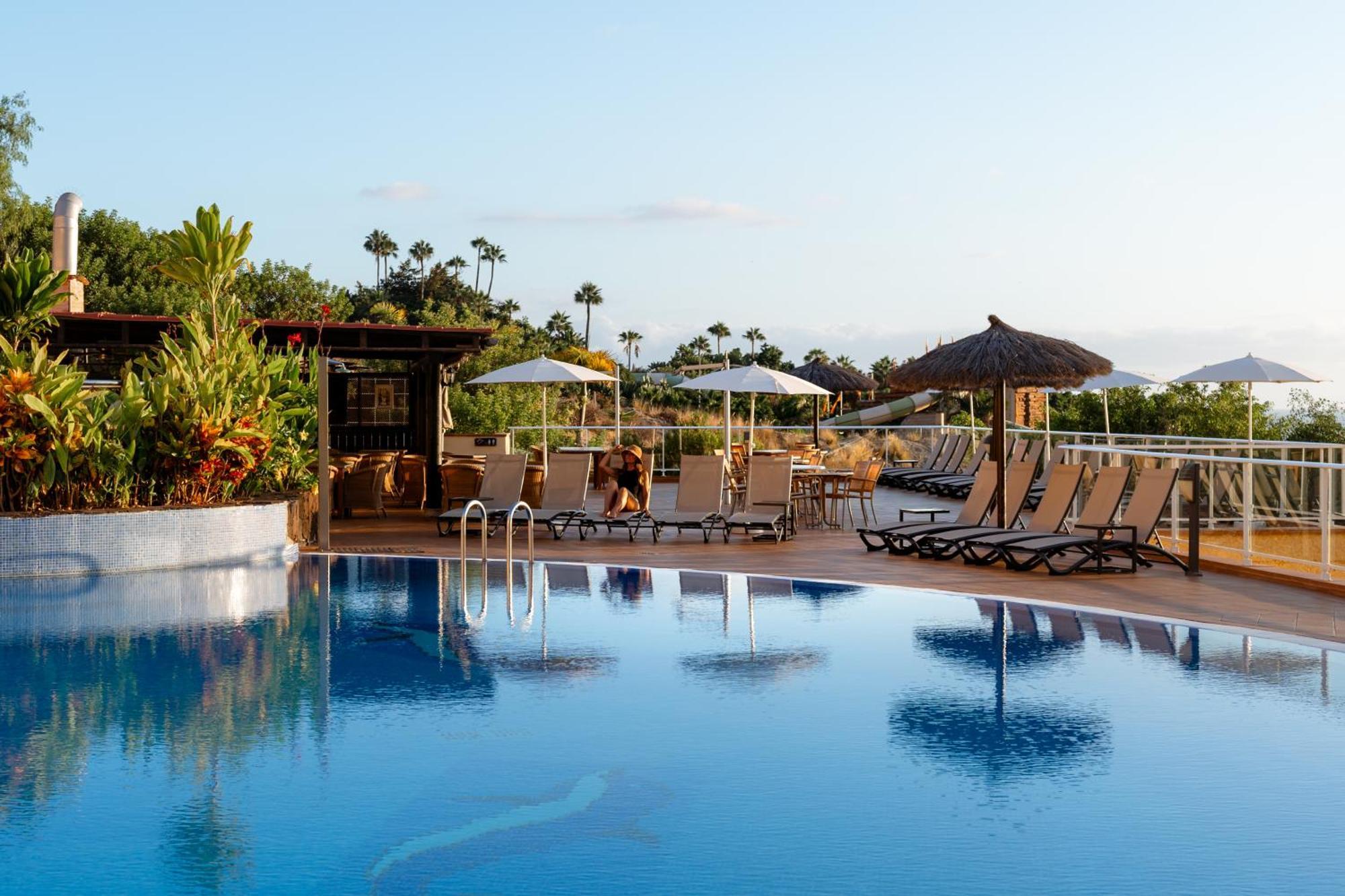 Wyndham Residences Costa Adeje Bagian luar foto